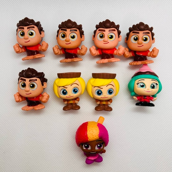 Custom Disney Doorables Beaded Keychains - Picture 8 of 11